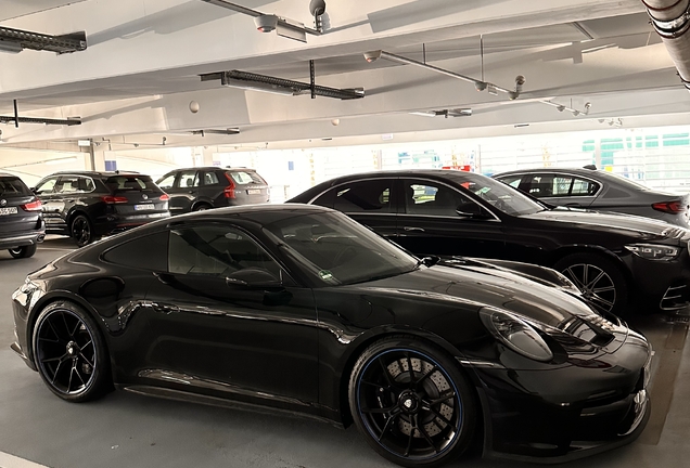 Porsche 992 GT3 Touring