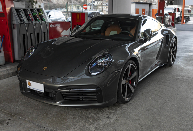 Porsche 992 Turbo