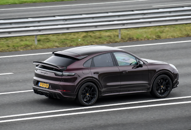 Porsche Cayenne Coupé Turbo S E-Hybrid