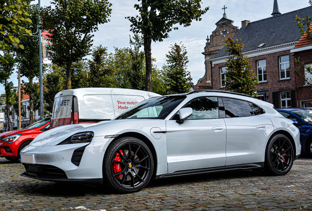 Porsche Taycan GTS Sport Turismo