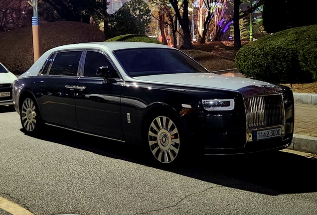 Rolls-Royce Phantom VIII EWB