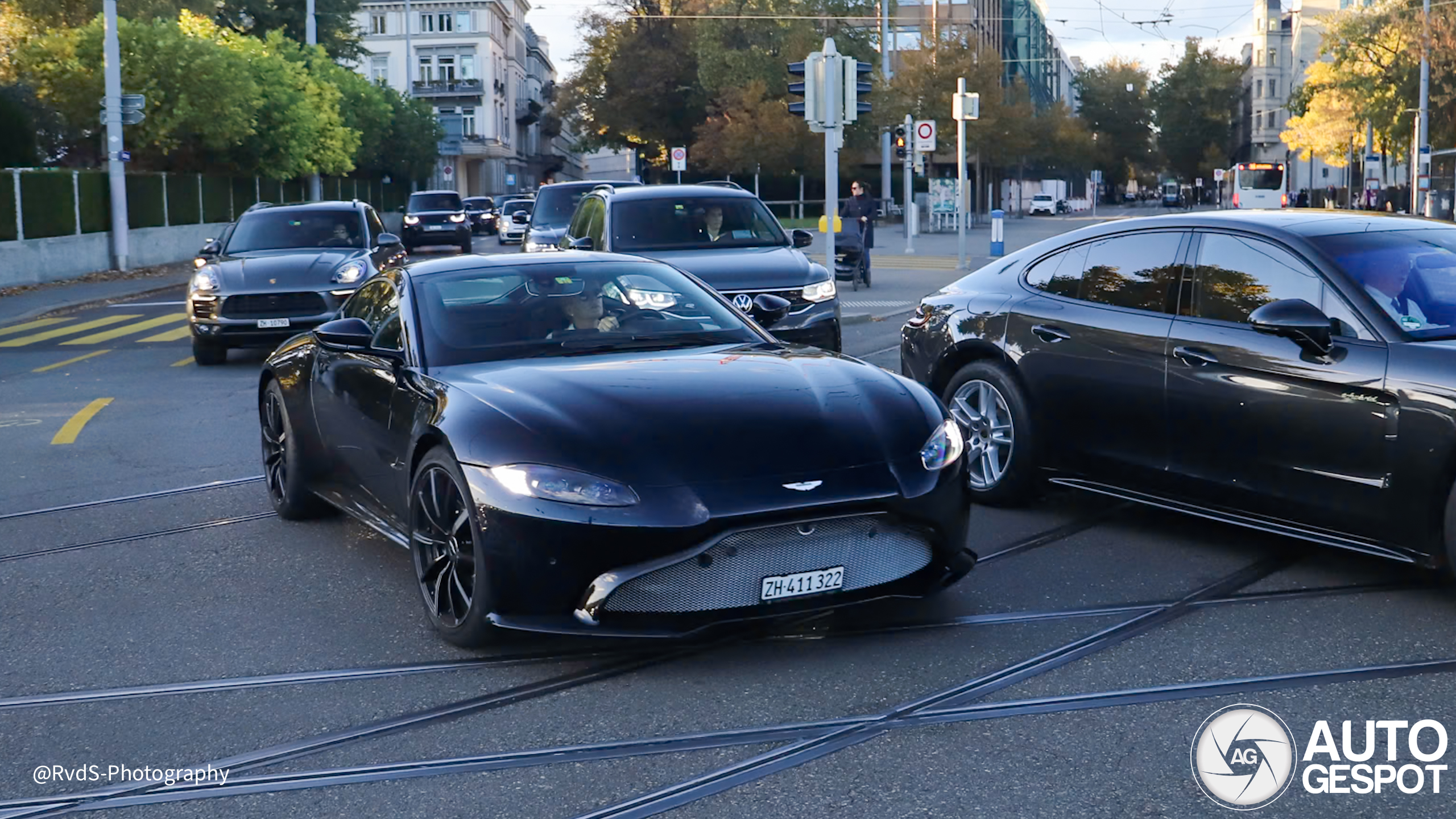 Aston Martin V8 Vantage 2018