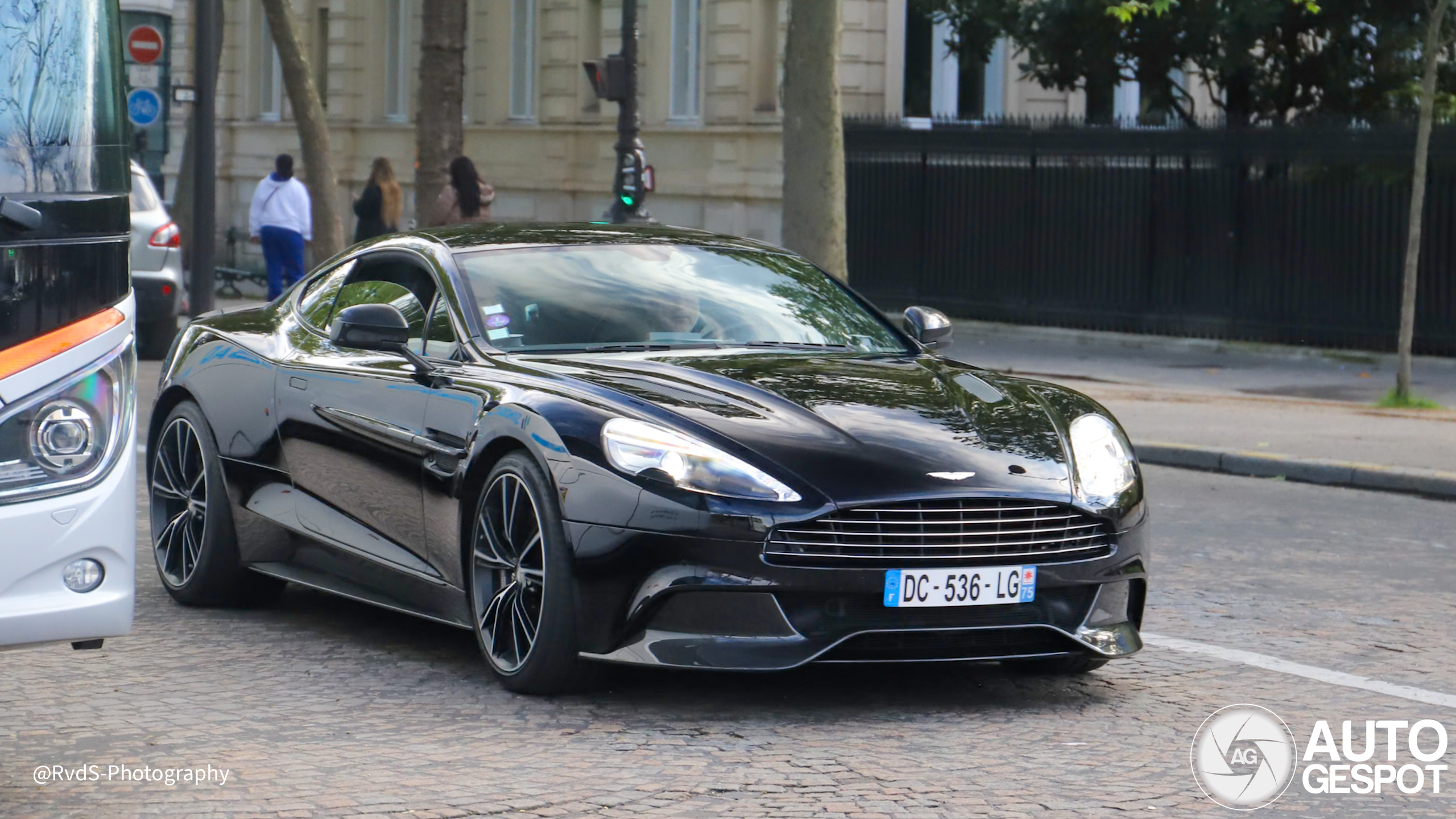 Aston Martin Vanquish 2013