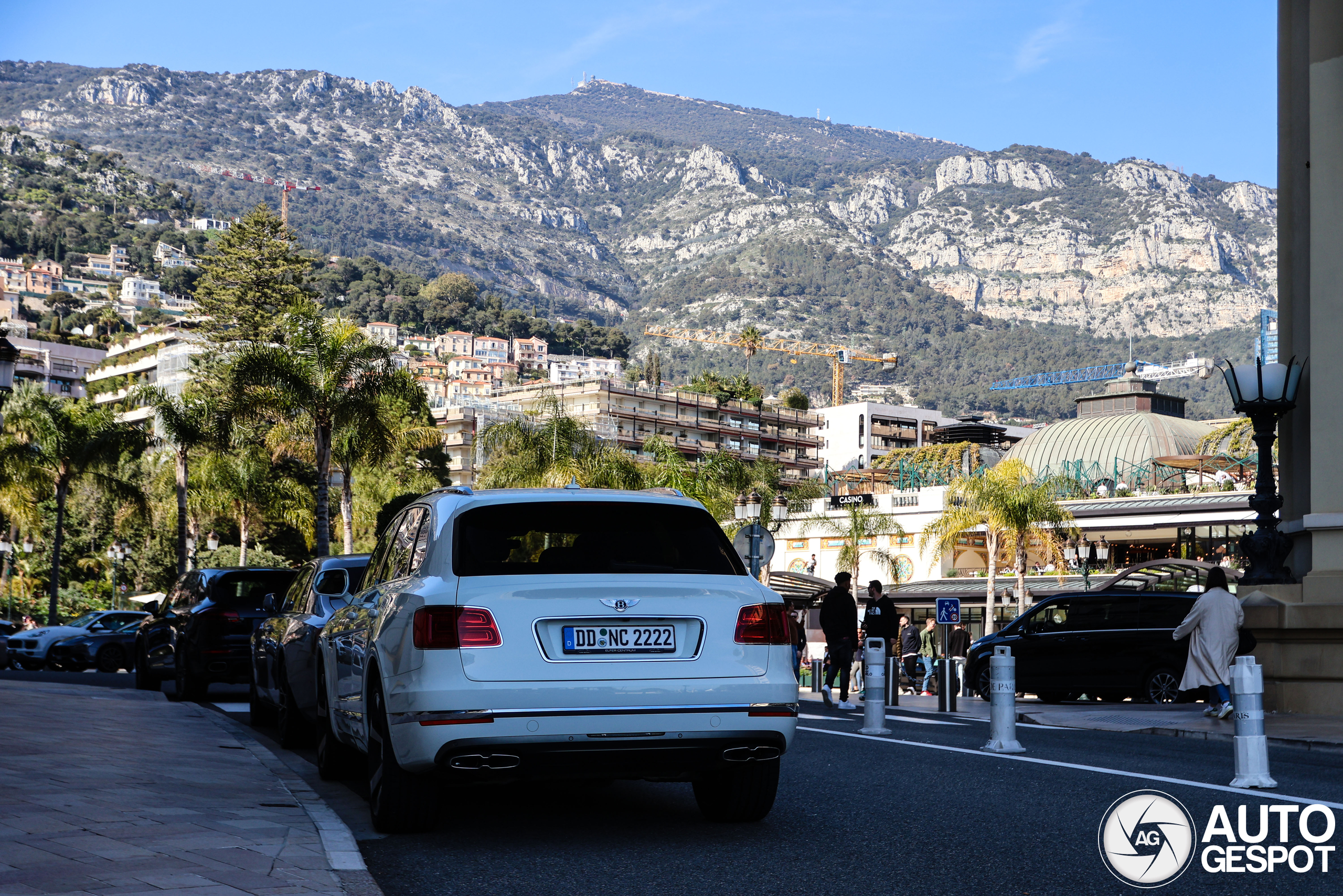 Bentley Bentayga V8