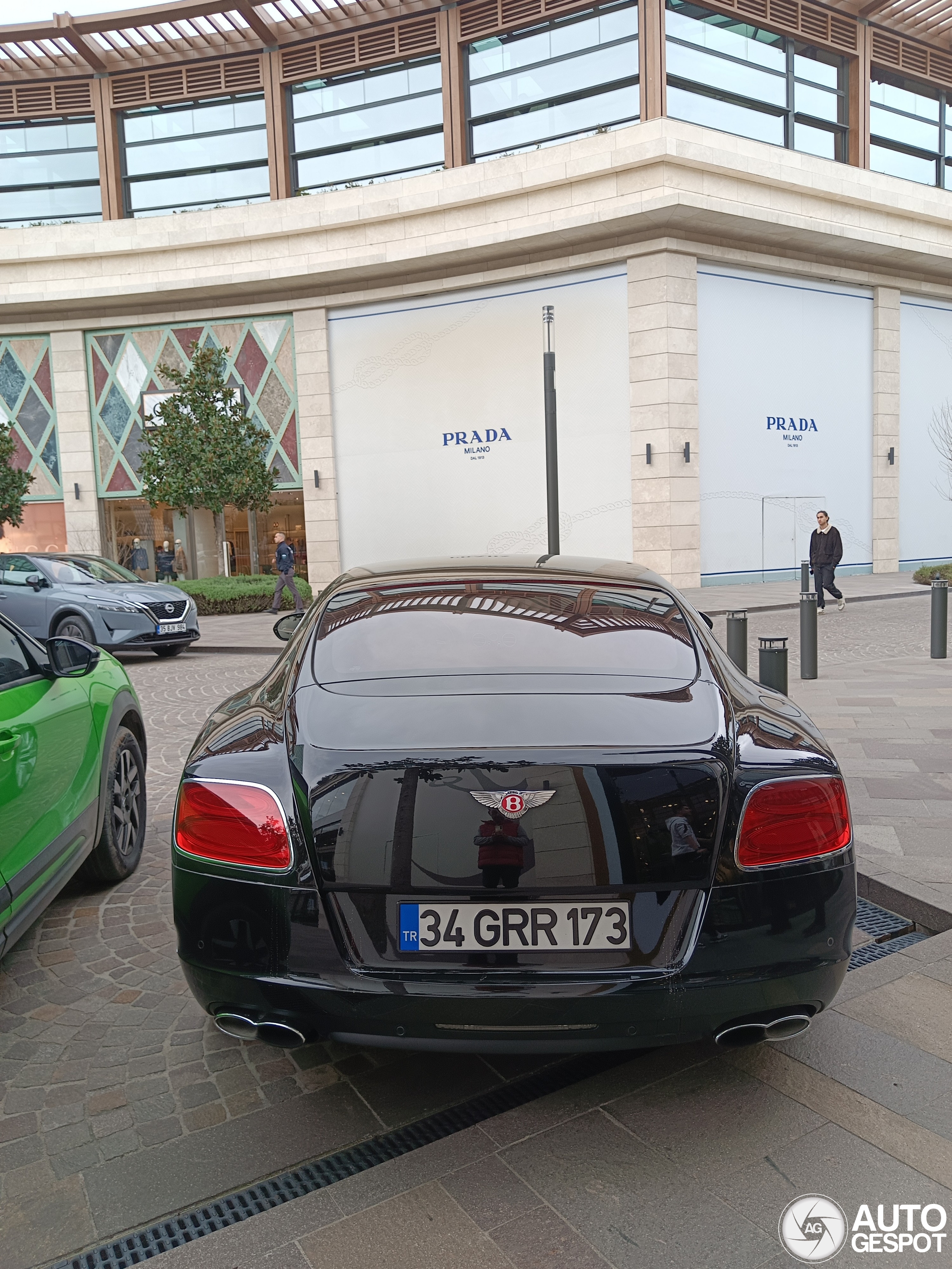 Bentley Continental GT V8