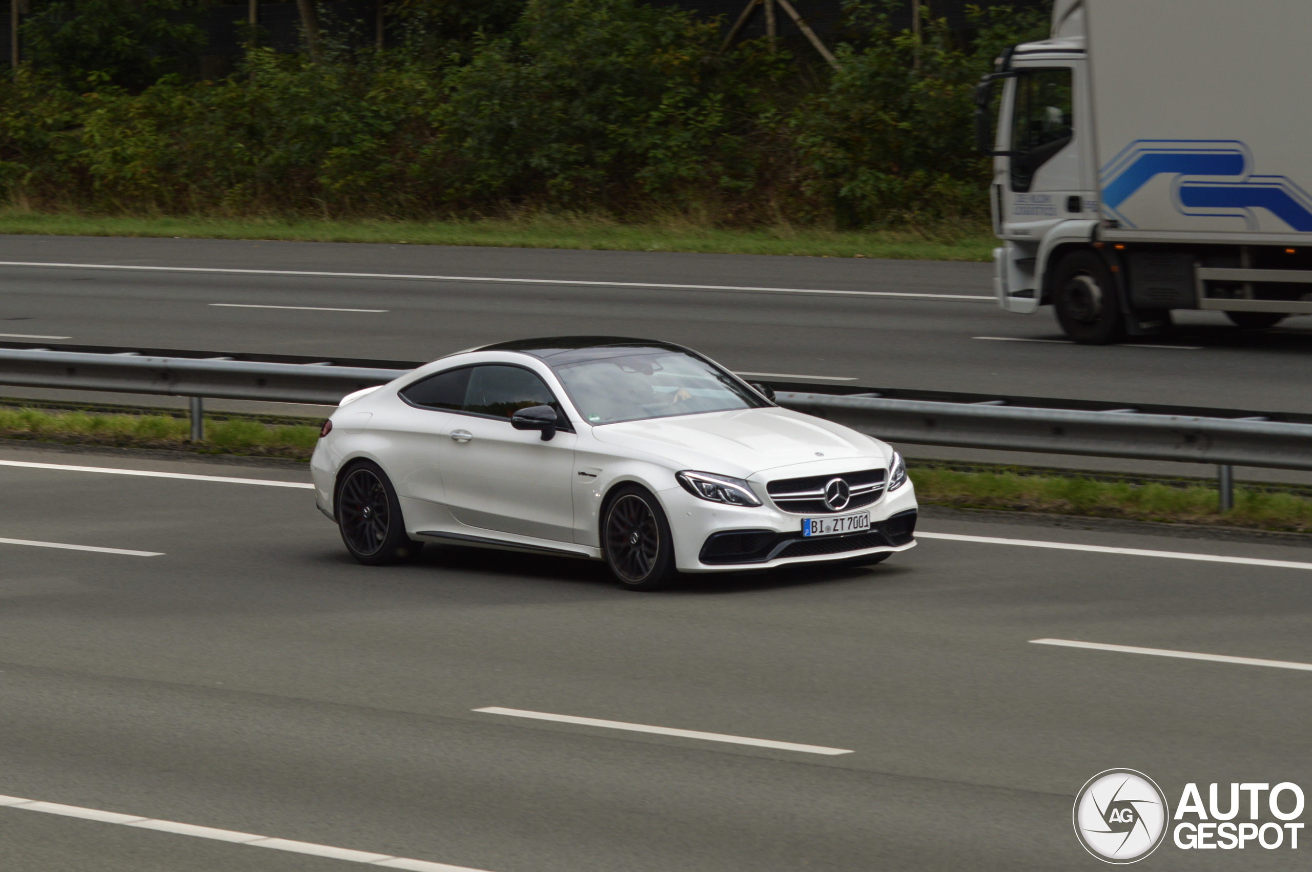 Mercedes-AMG C 63 S Coupé C205