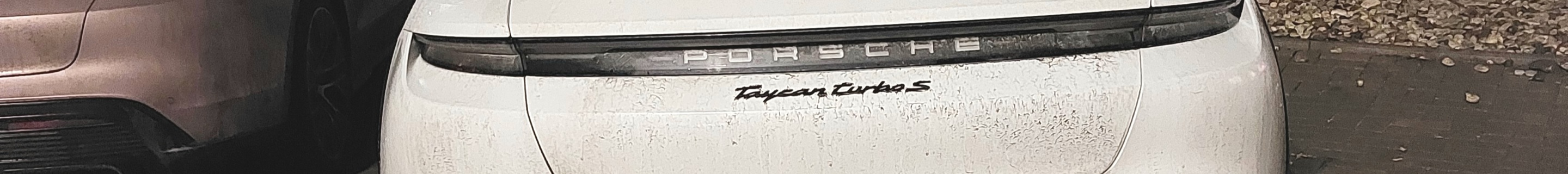 Porsche Taycan Turbo S Cross Turismo