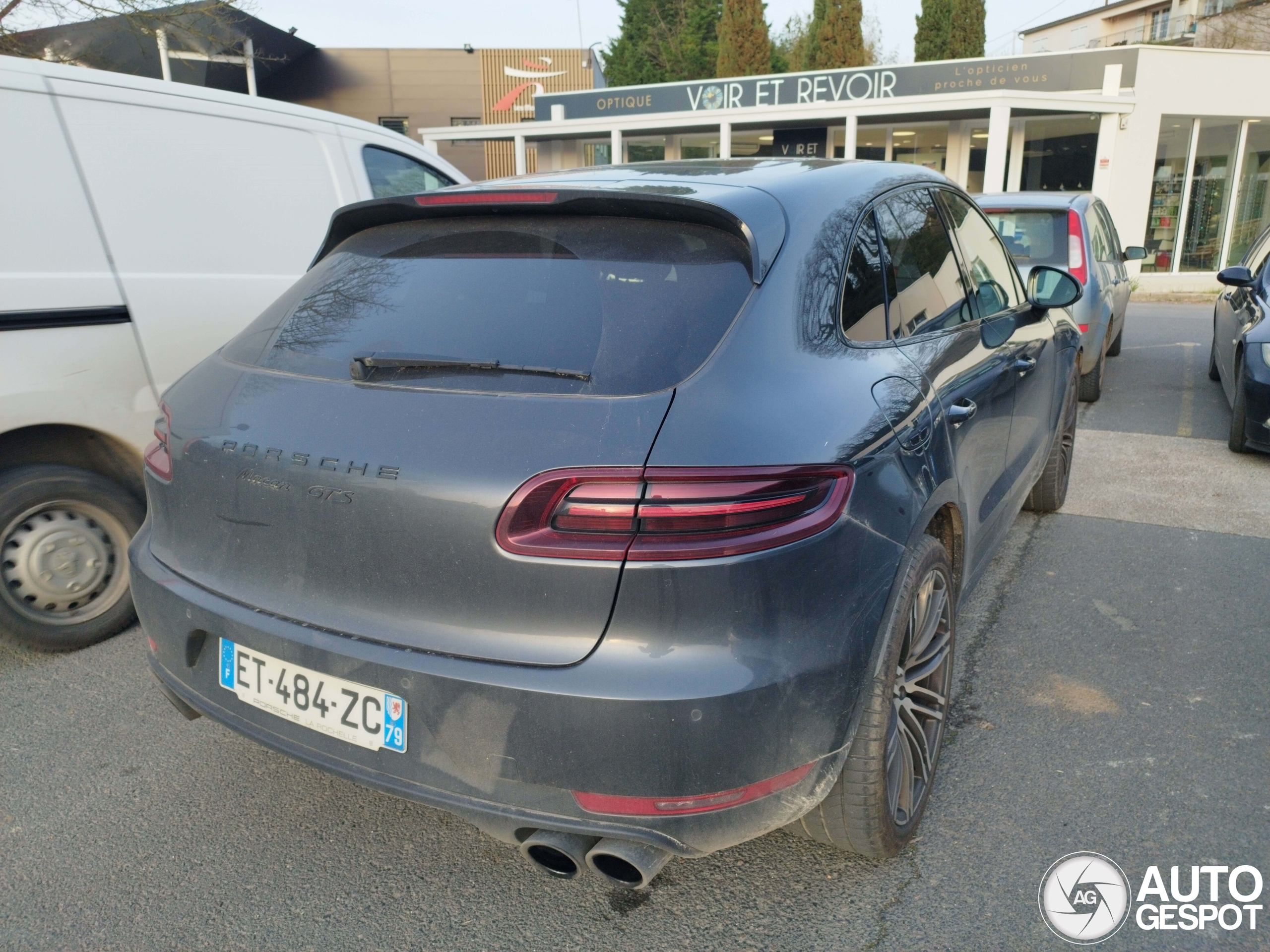 Porsche 95B Macan GTS