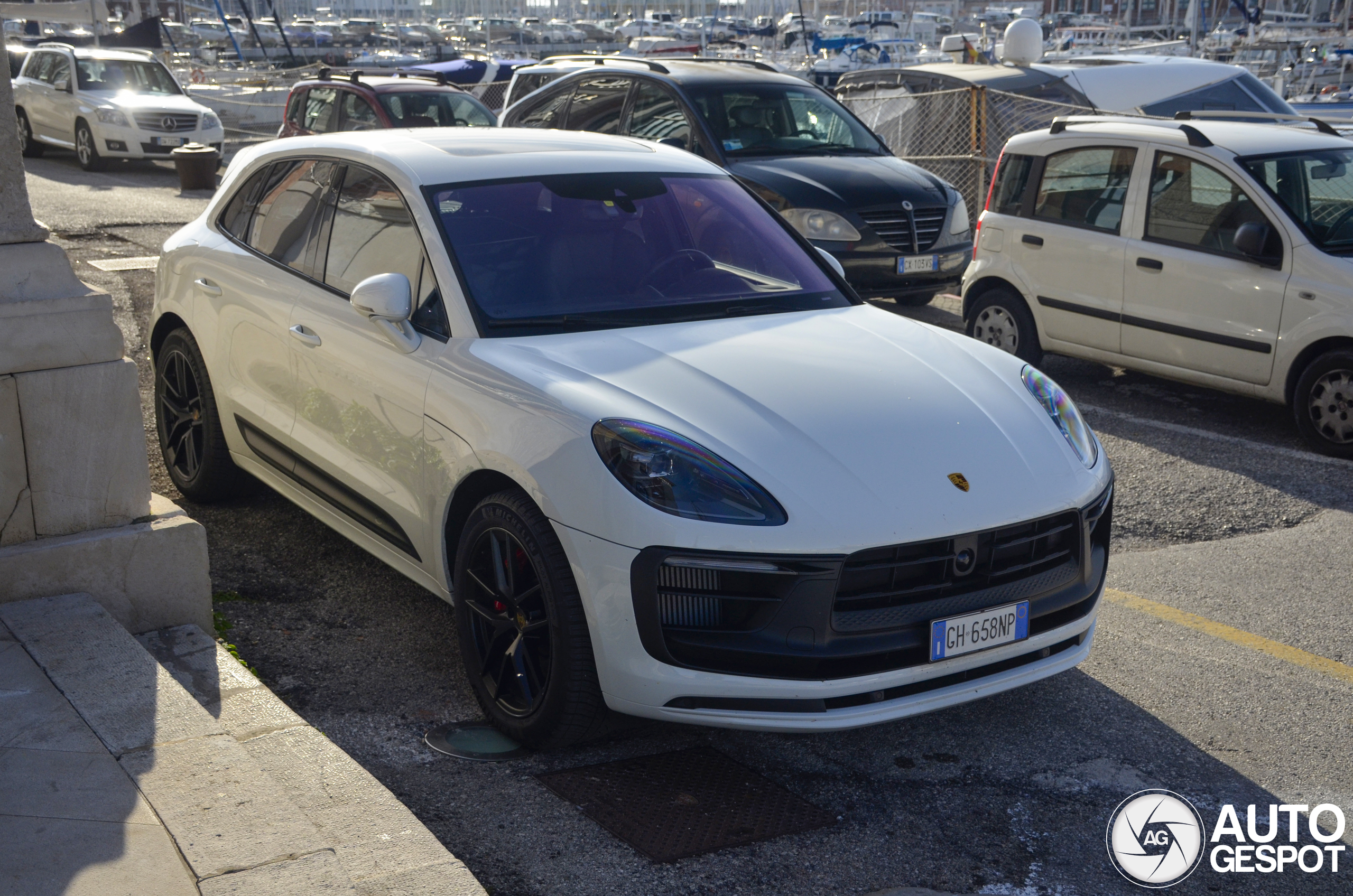 Porsche 95B Macan GTS MkIII