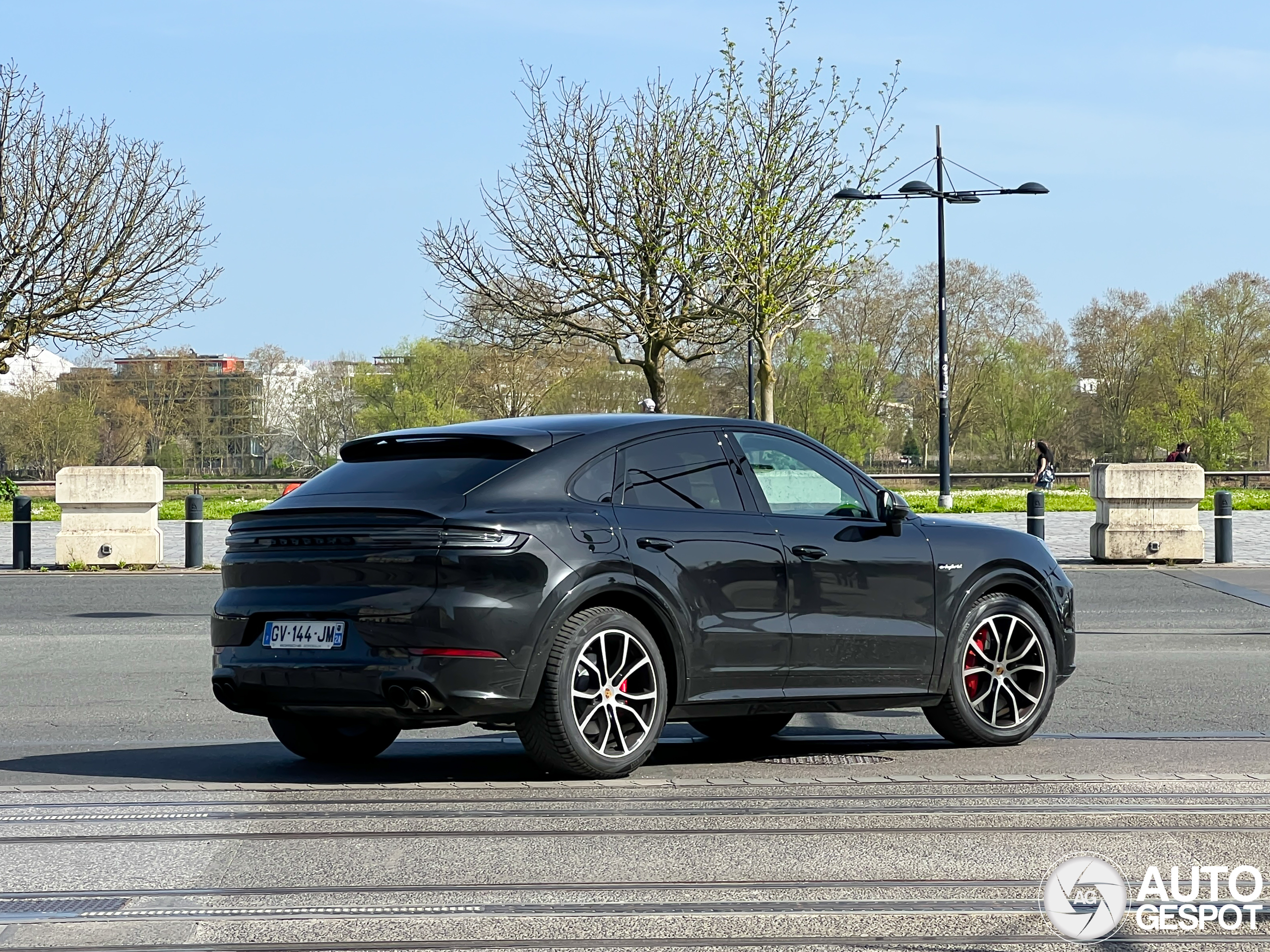 Porsche Cayenne Coupé Turbo E-Hybrid