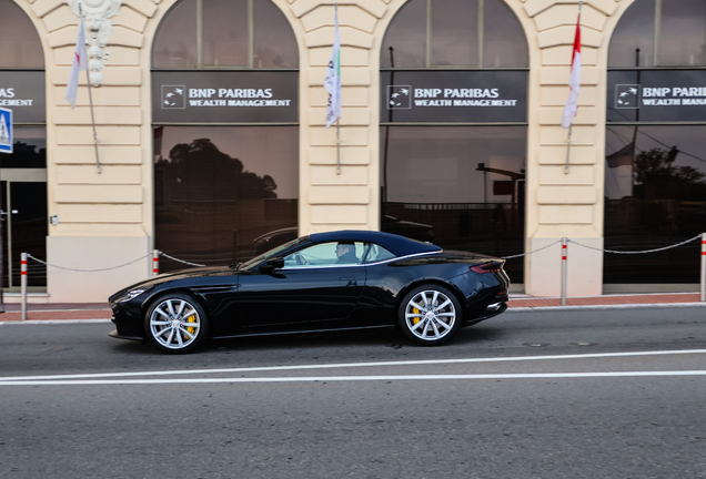 Aston Martin DB11 V8 Volante