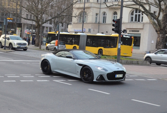 Aston Martin DBS 770 Ultimate Volante