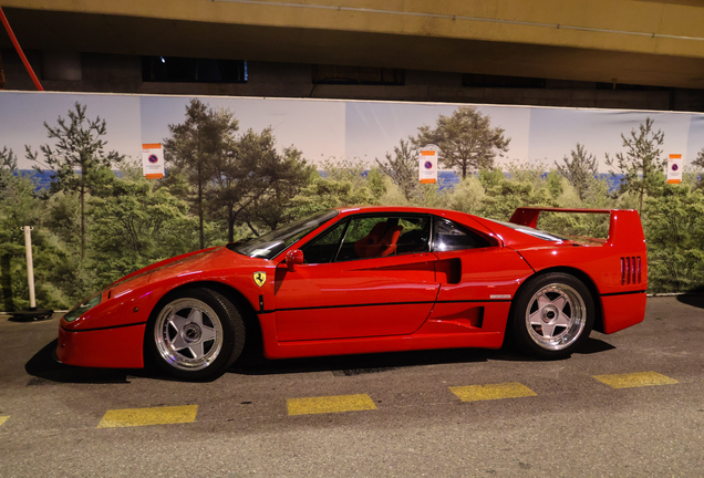 Ferrari F40