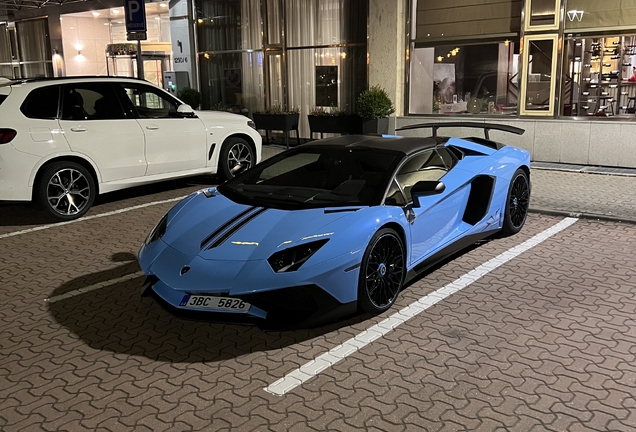 Lamborghini Aventador LP750-4 SuperVeloce Roadster