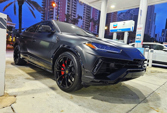 Lamborghini Urus S