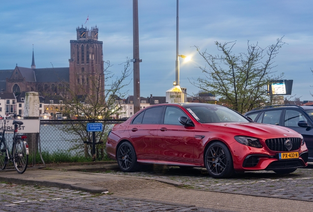 Mercedes-AMG E 63 S W213