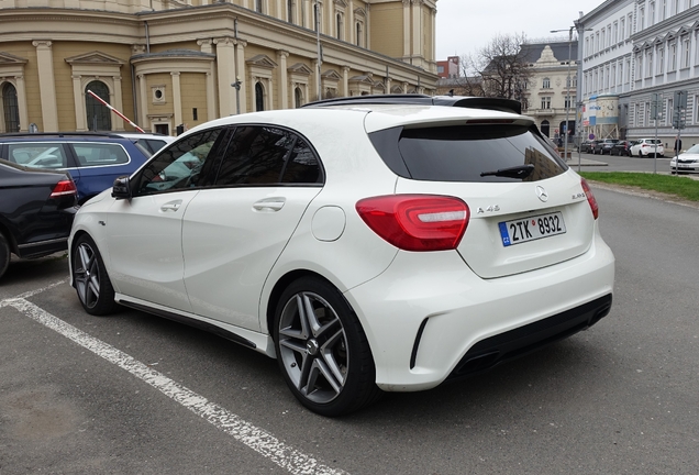 Mercedes-Benz A 45 AMG