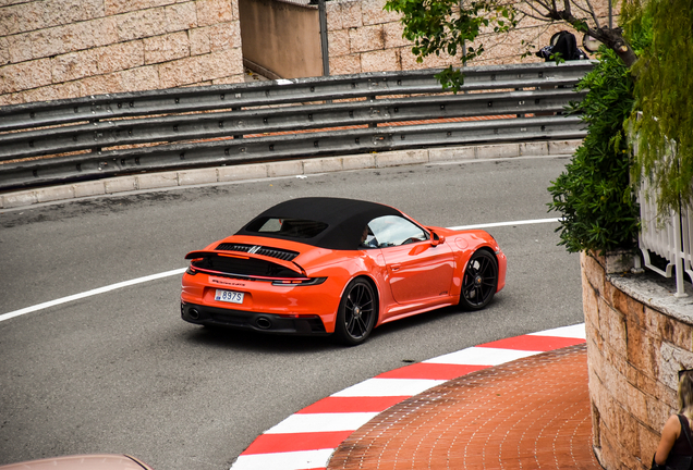 Porsche 992 Carrera 4 GTS Cabriolet