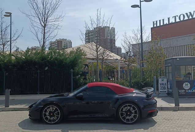 Porsche 992 Turbo S Cabriolet