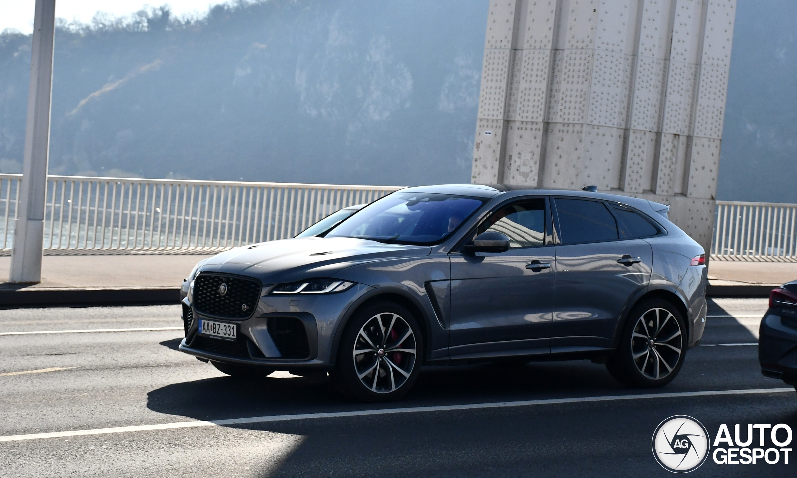 Jaguar F-PACE SVR 2021