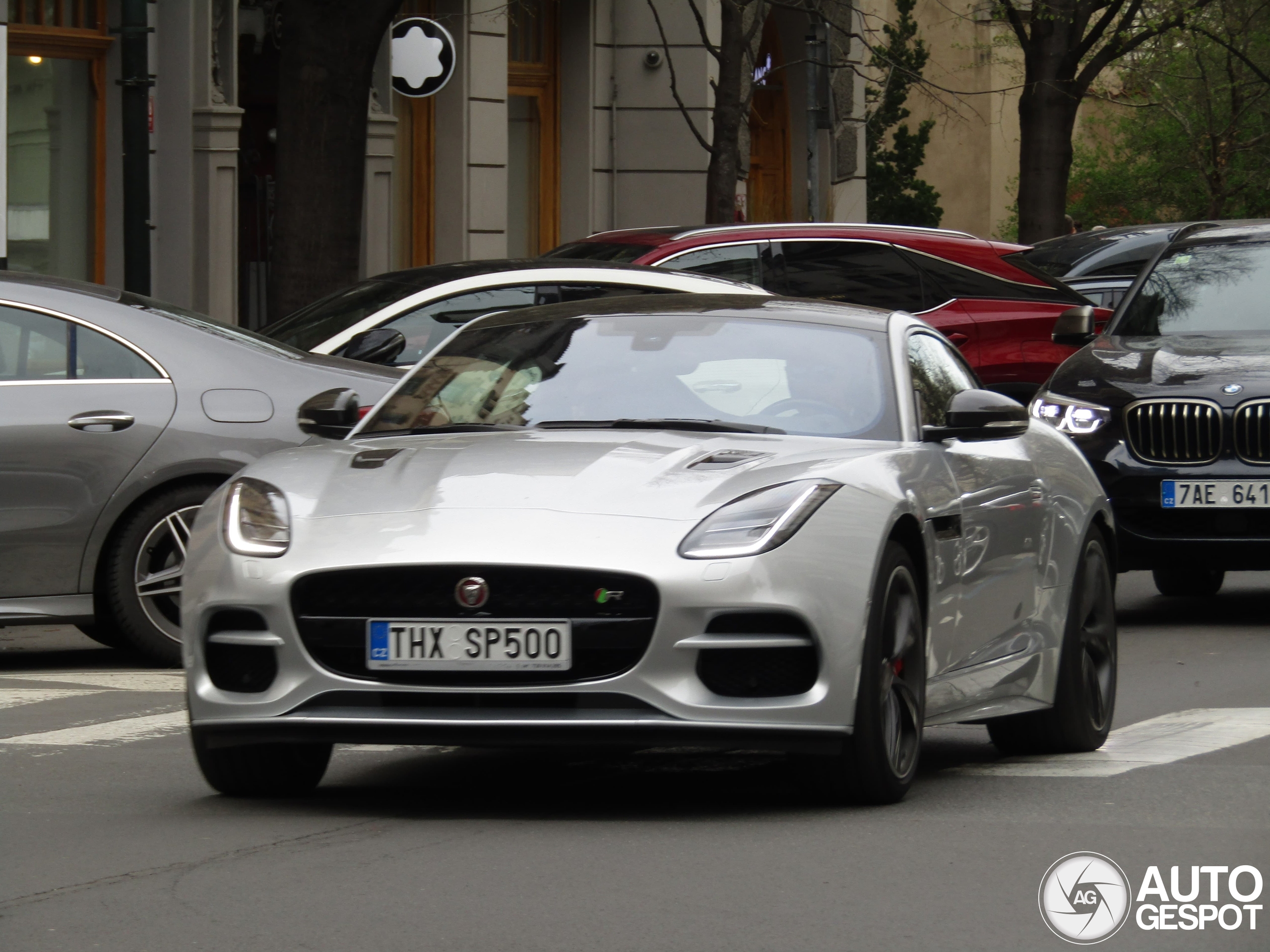 Jaguar F-TYPE R Coupé 2017