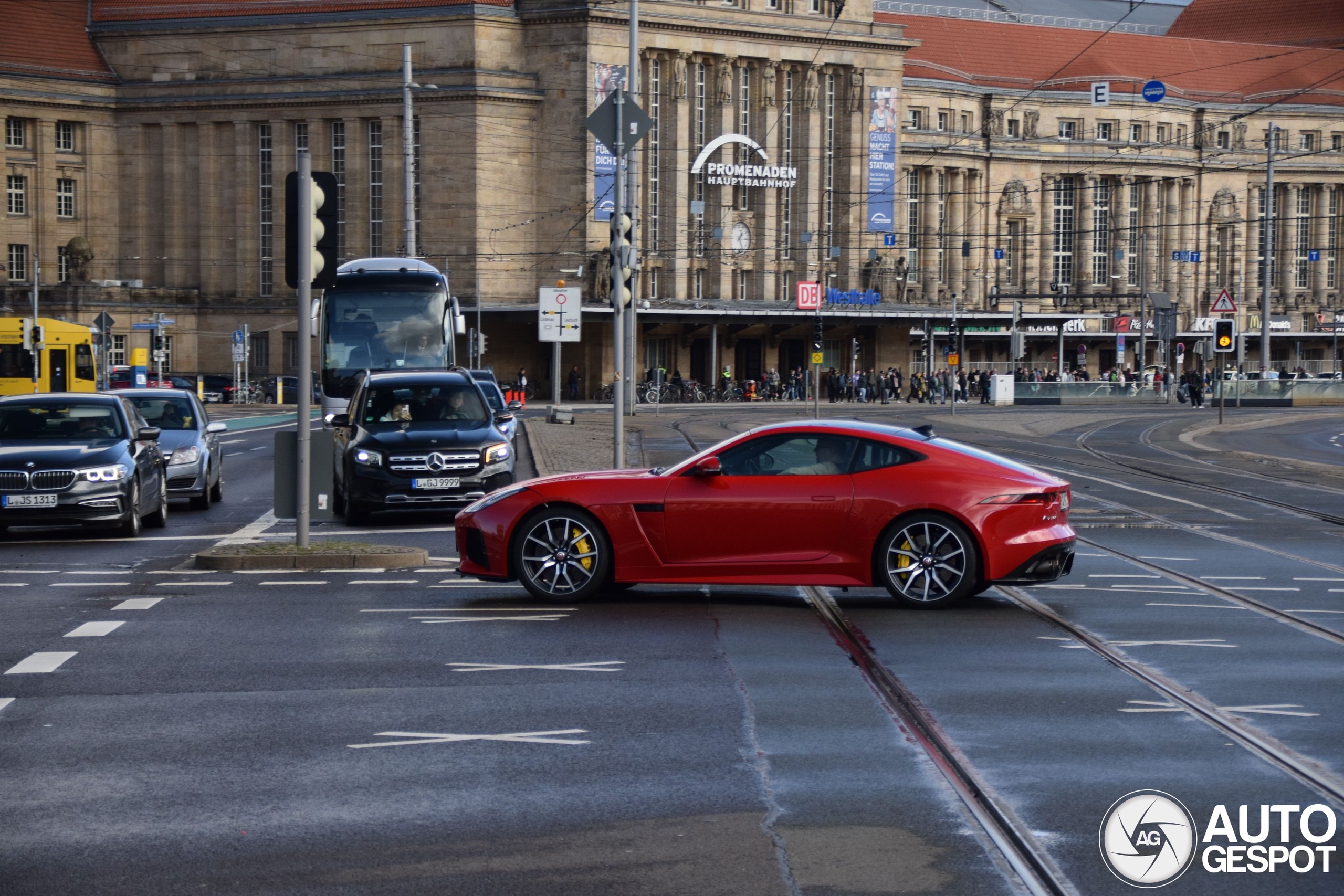 Jaguar F-TYPE SVR Coupé 2017