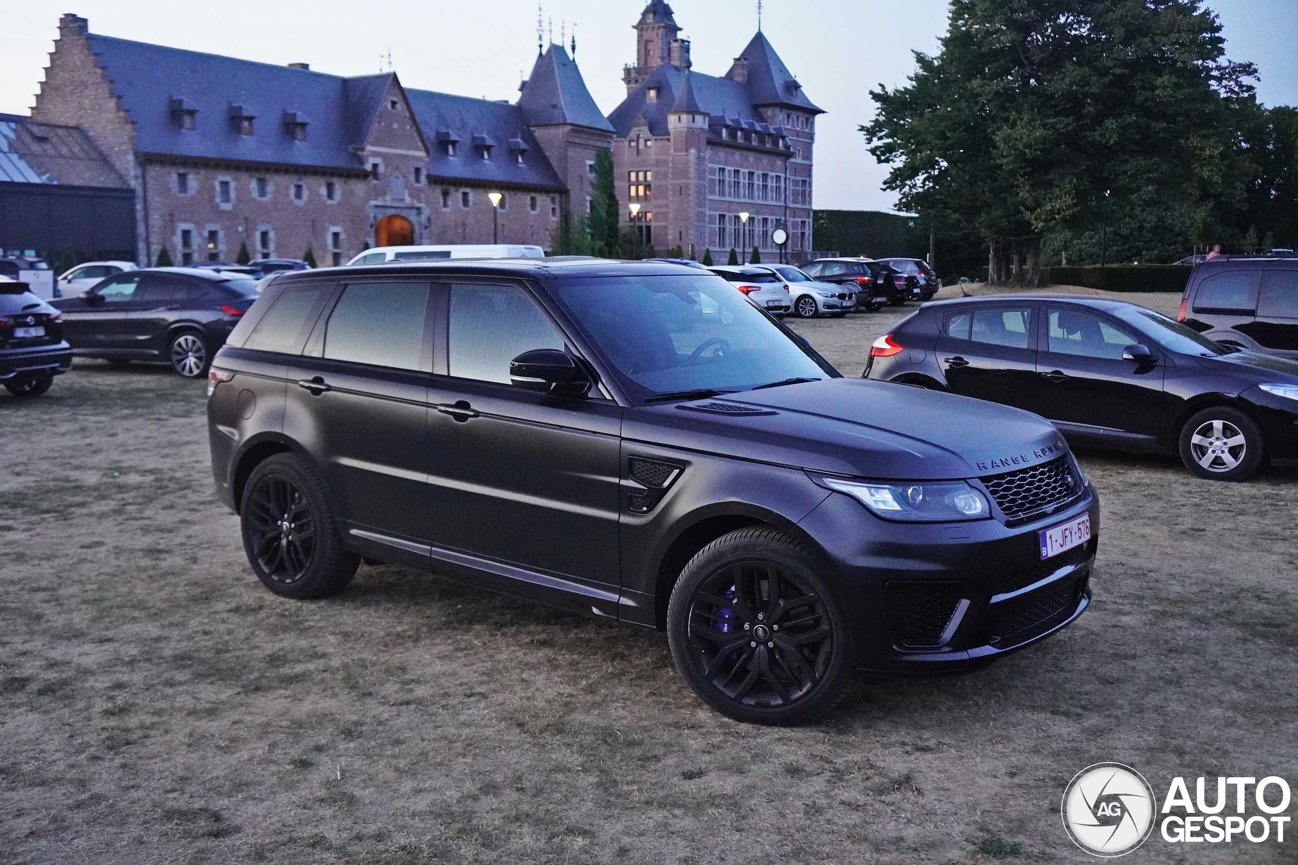 Land Rover Range Rover Sport SVR 23 March 2024 Autogespot land-rover-range-rover-sport-svr-23-march-2024-autogespot