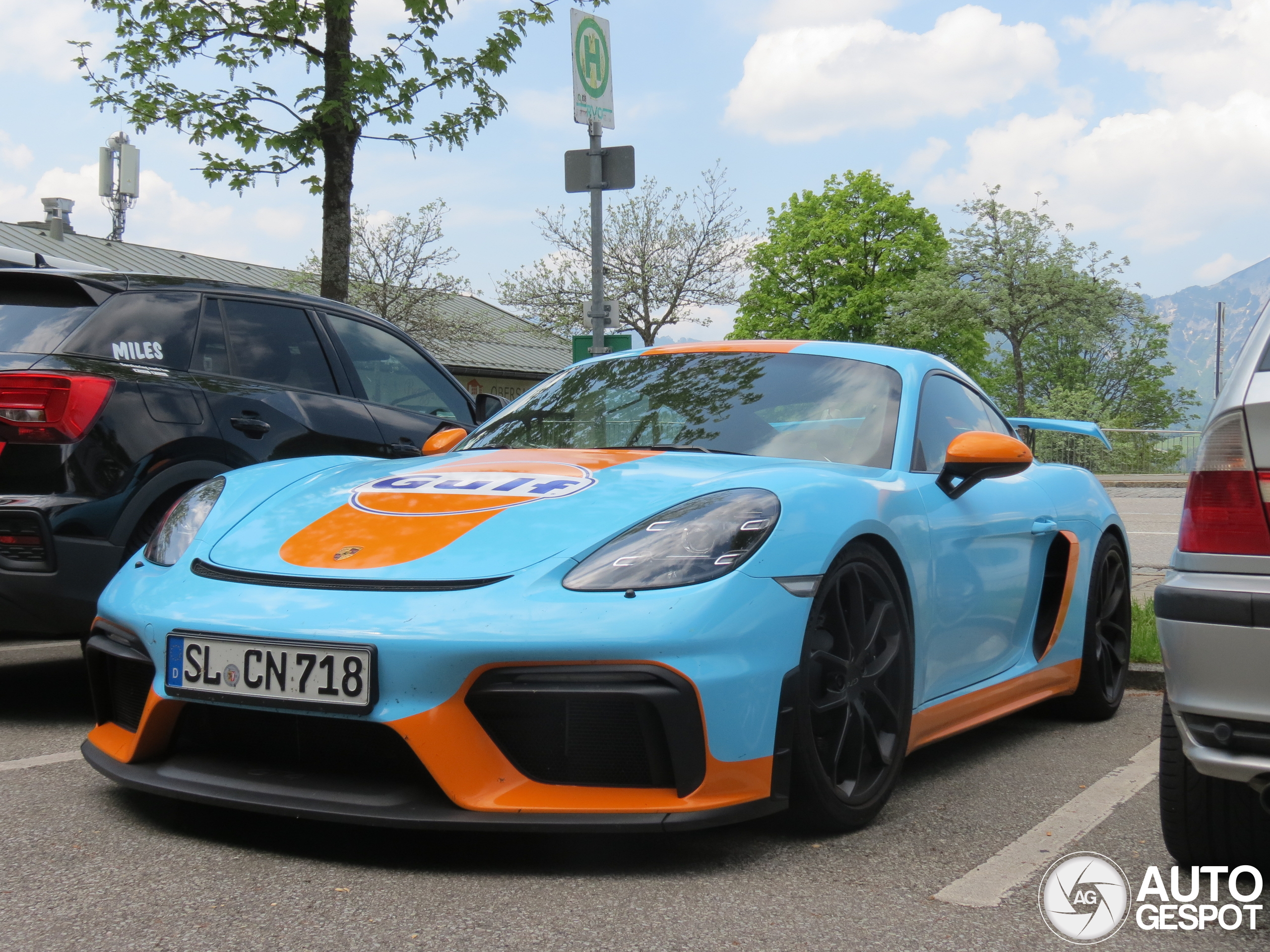 Porsche 718 Cayman GT4