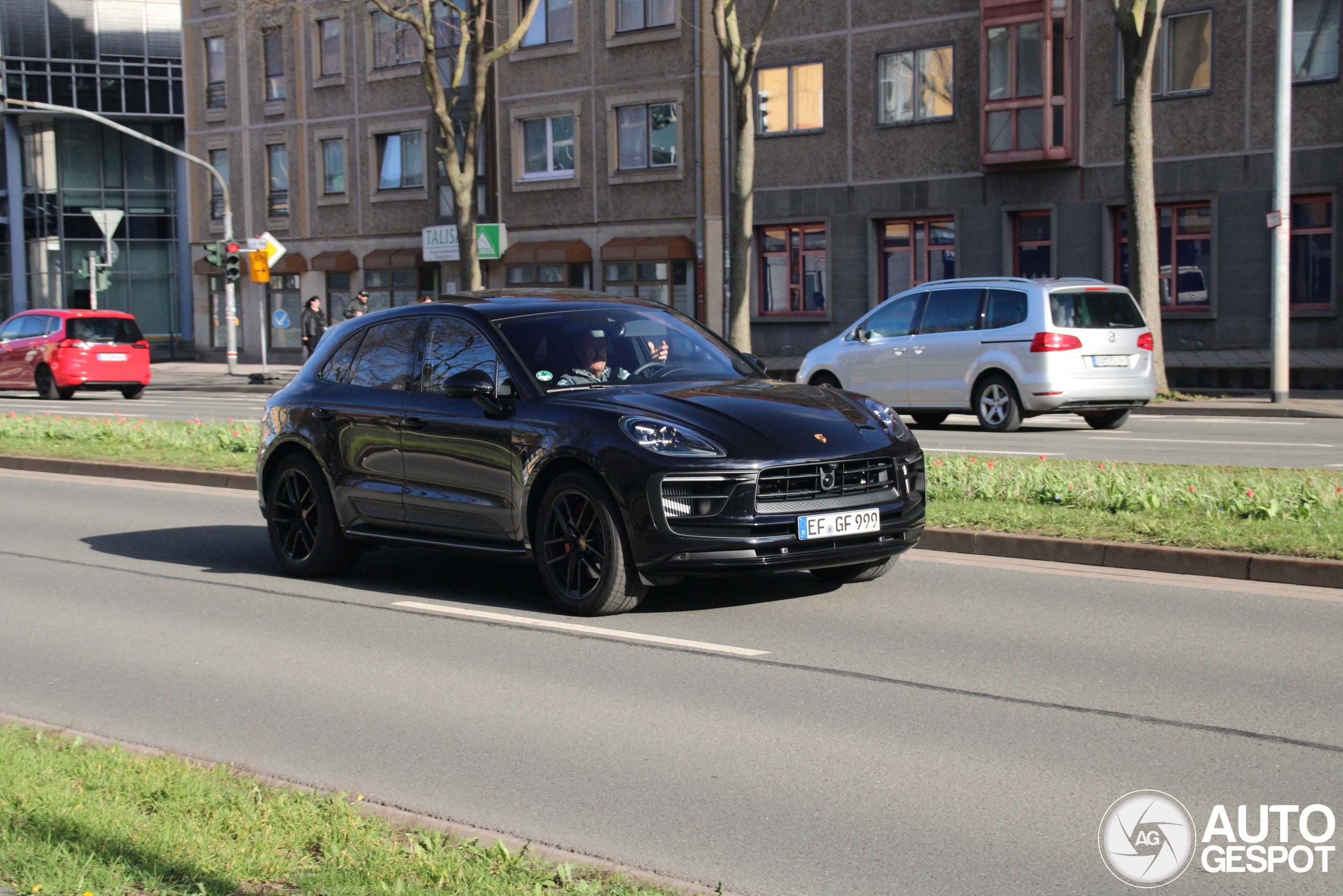 Porsche 95B Macan GTS MkIII