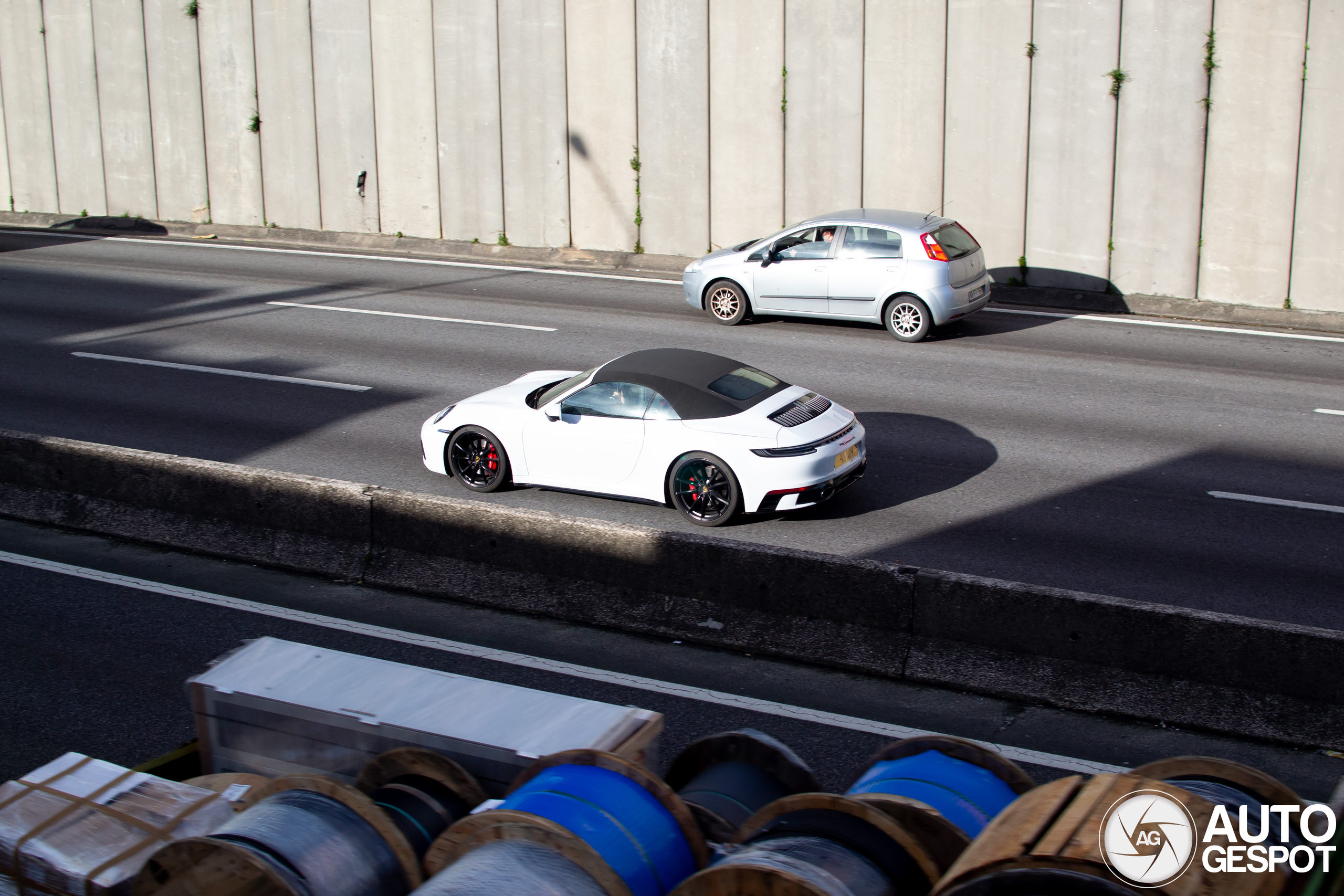 Porsche 992 Carrera 4S Cabriolet