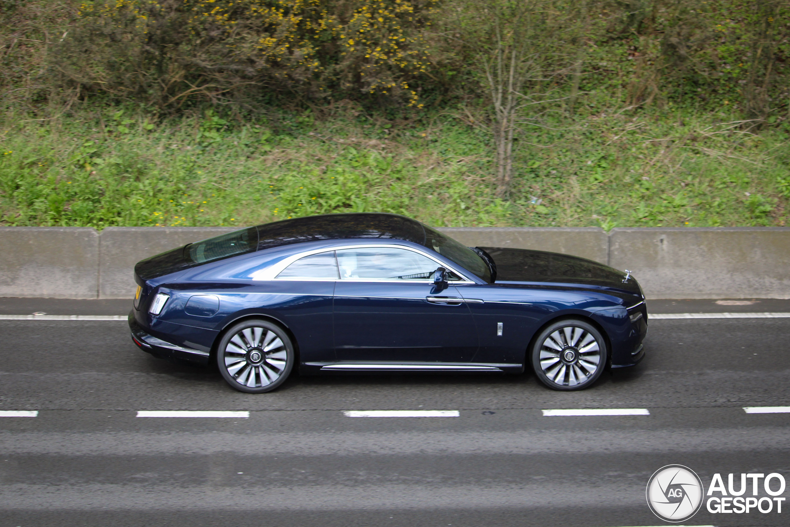 Rolls-Royce Spectre