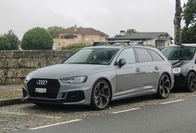 Audi RS4 Avant B9