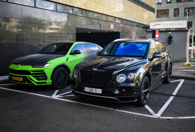 Bentley Bentayga Black Edition