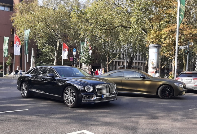 Bentley Flying Spur V8 2021