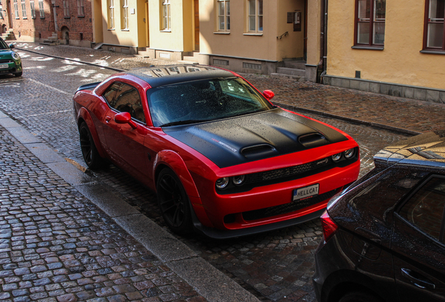 Dodge Challenger SRT Hellcat Widebody