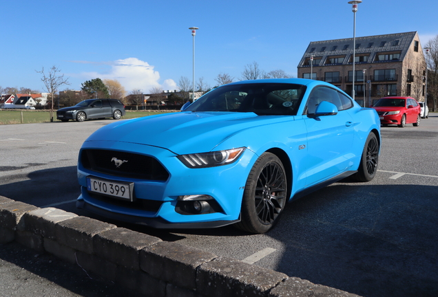 Ford Mustang GT 2015