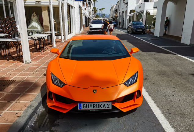 Lamborghini Huracán LP640-4 EVO