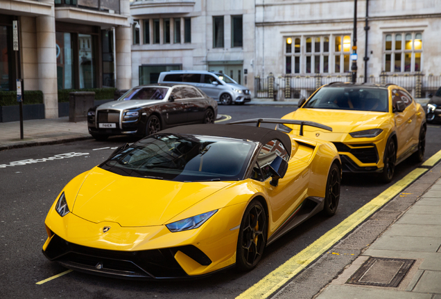 Lamborghini Huracán LP640-4 Performante Spyder