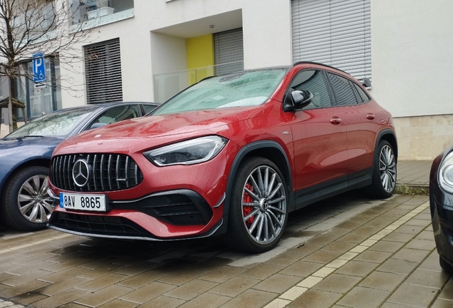 Mercedes-AMG GLA 45 S 4MATIC+ H247