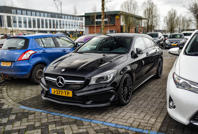 Mercedes-Benz CLA 45 AMG Shooting Brake