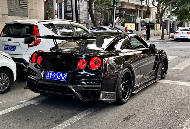 Nissan GT-R 2012