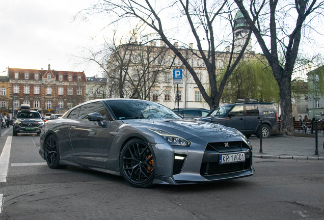 Nissan GT-R 2017