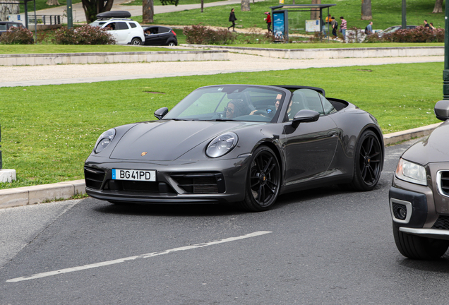 Porsche 992 Carrera GTS Cabriolet