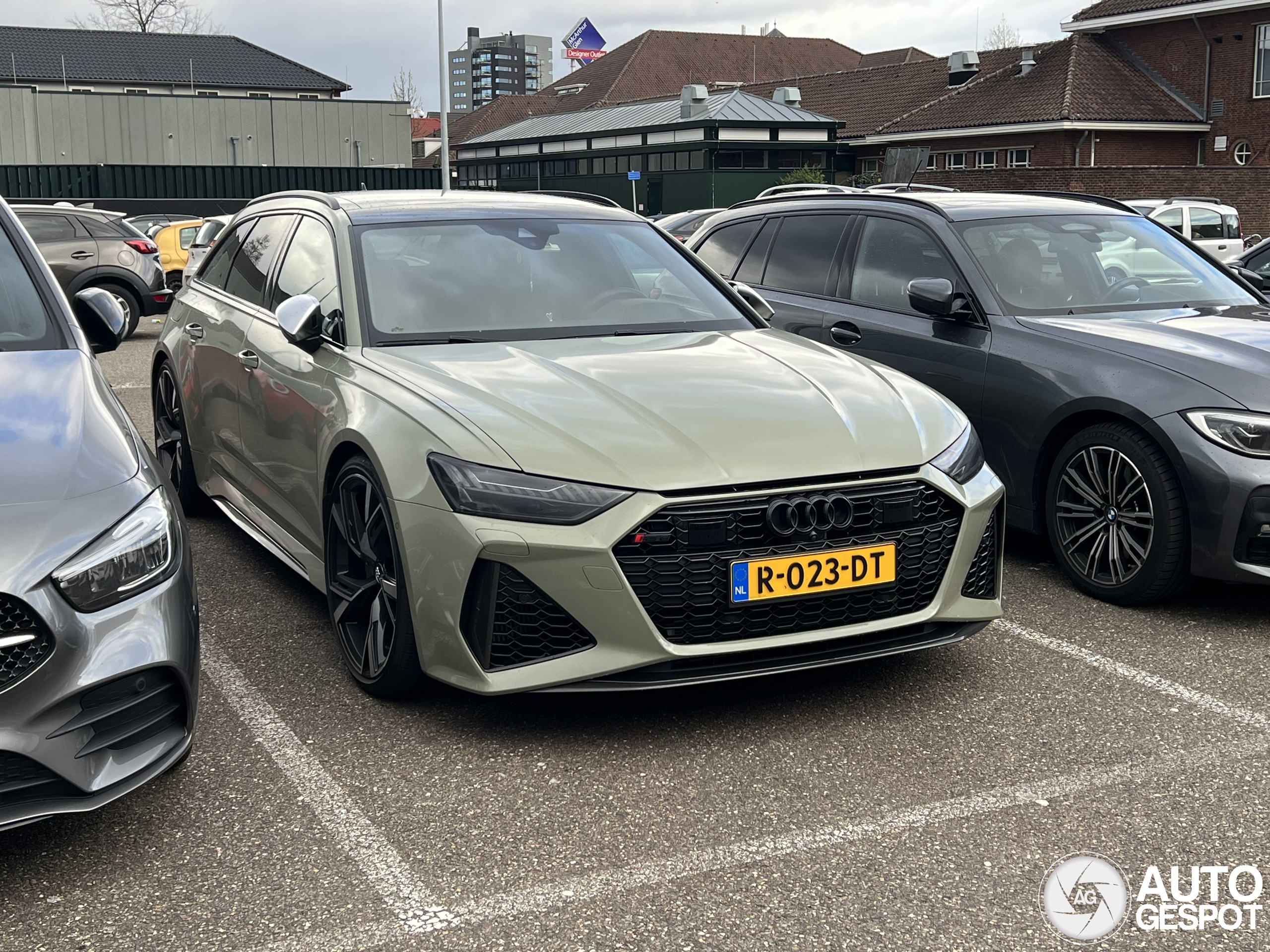 Audi RS6 Avant C8