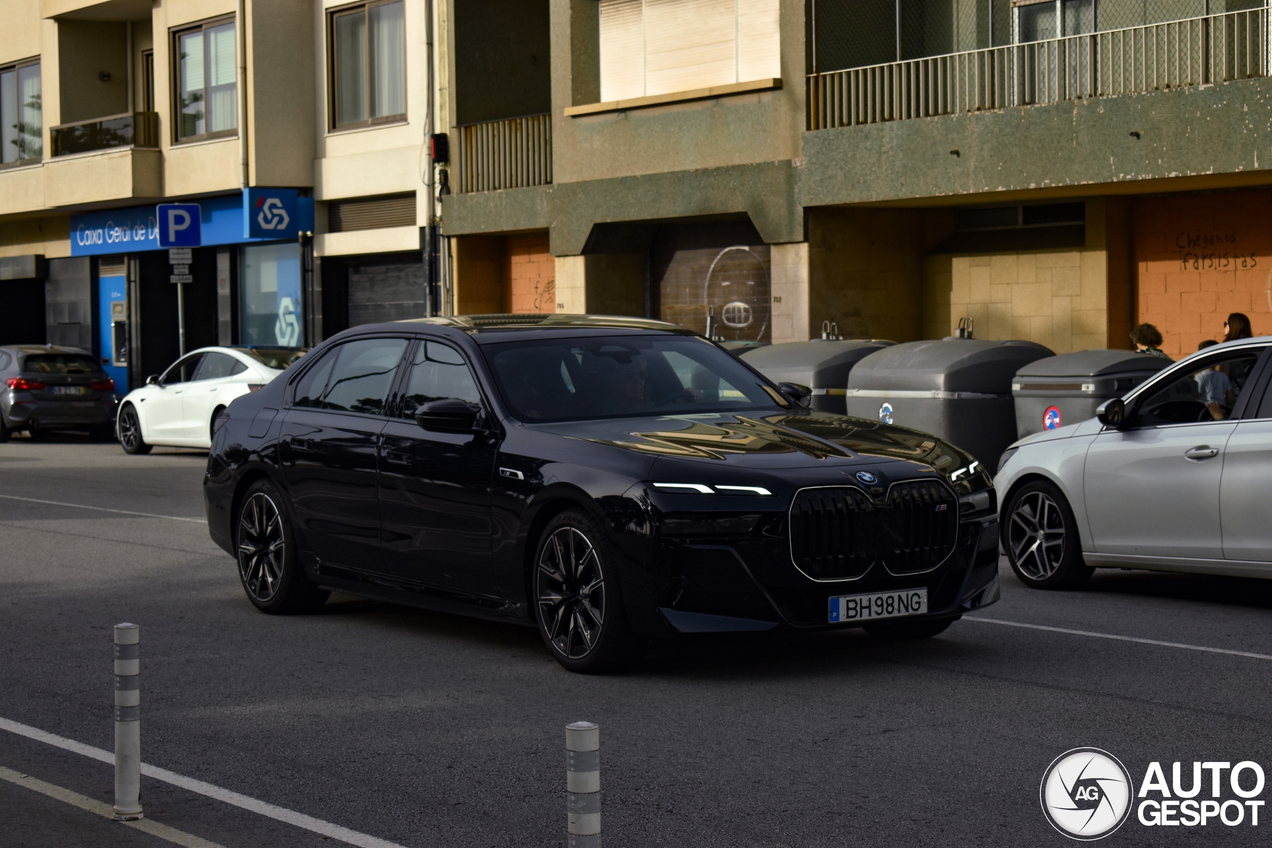 BMW M760e xDrive