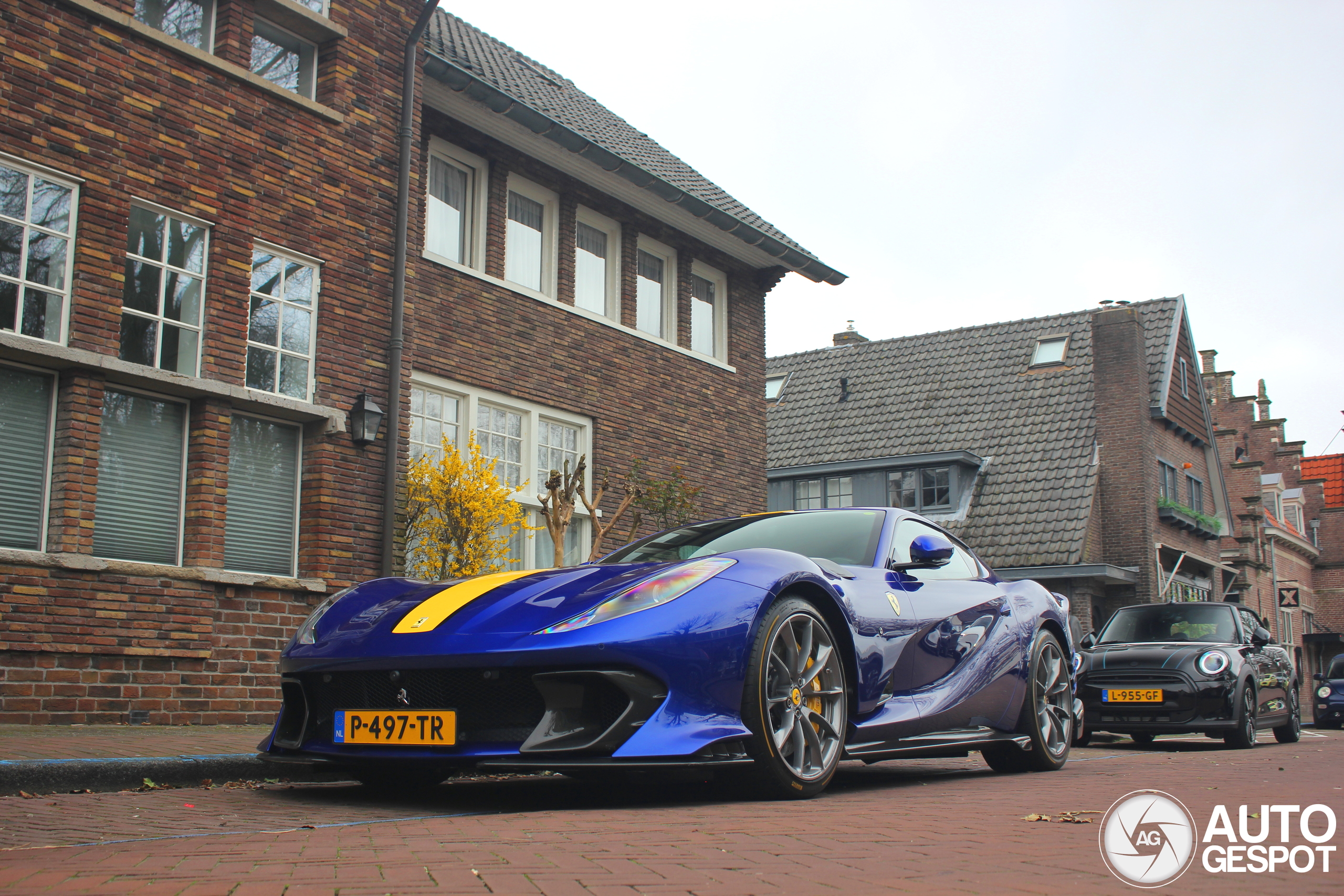 Ferrari 812 Competizione