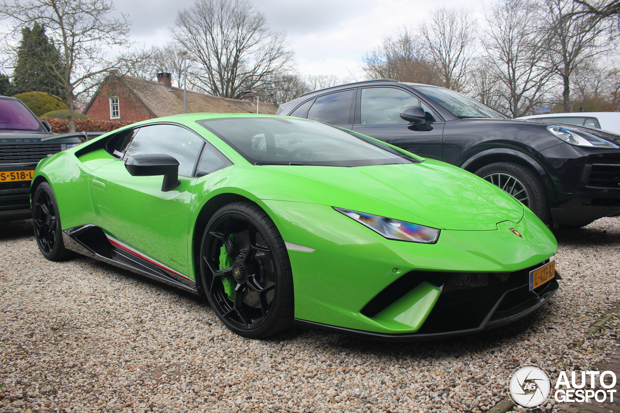 Lamborghini Huracán LP640-4 Performante