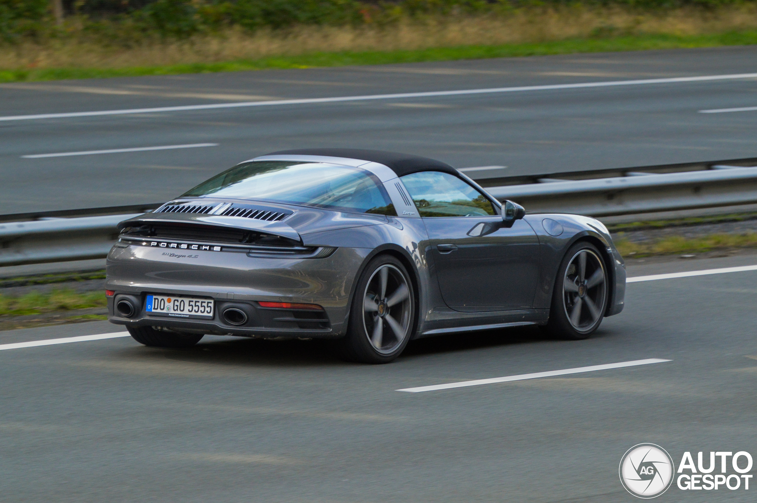 Porsche 992 Targa 4S