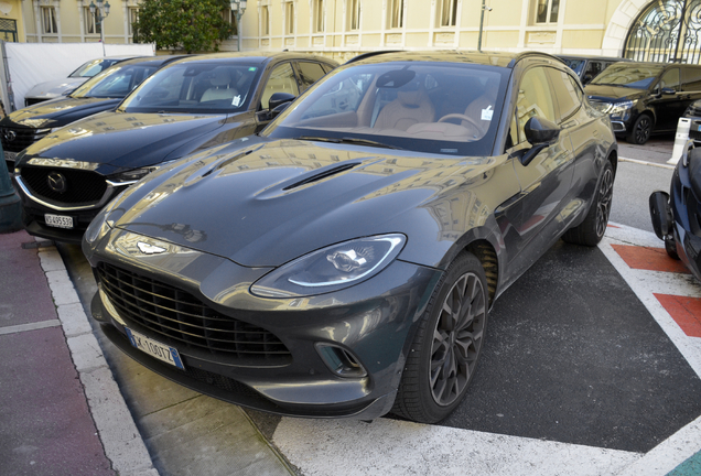 Aston Martin DBX