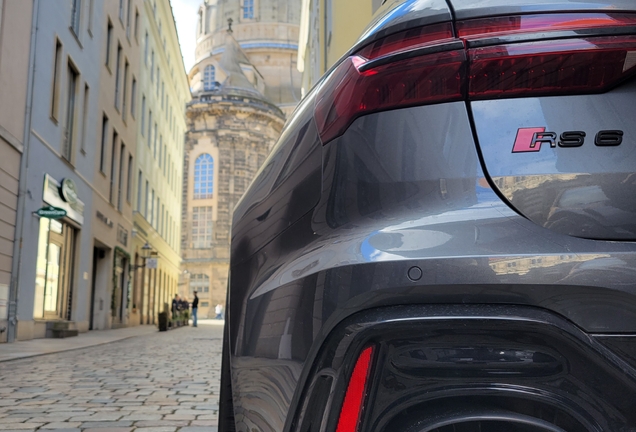 Audi RS6 Avant C8